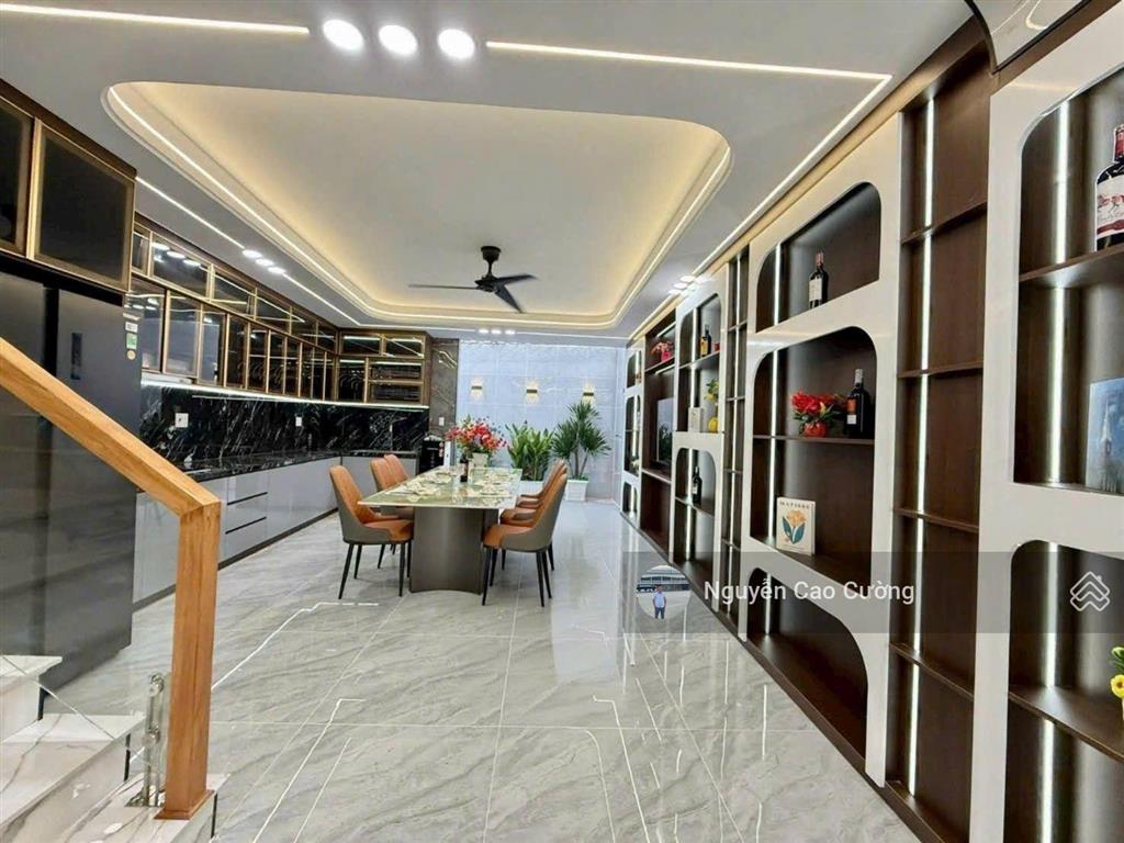 Siêu phẩm 1 lửng 3 lầu nở hậu 5x18m 1/đường dương thị mười, gần chợ bệnh viện q12