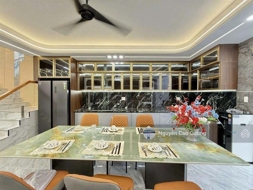 Siêu phẩm 1 lửng 3 lầu nở hậu 5x18m 1/đường dương thị mười, gần chợ bệnh viện q12