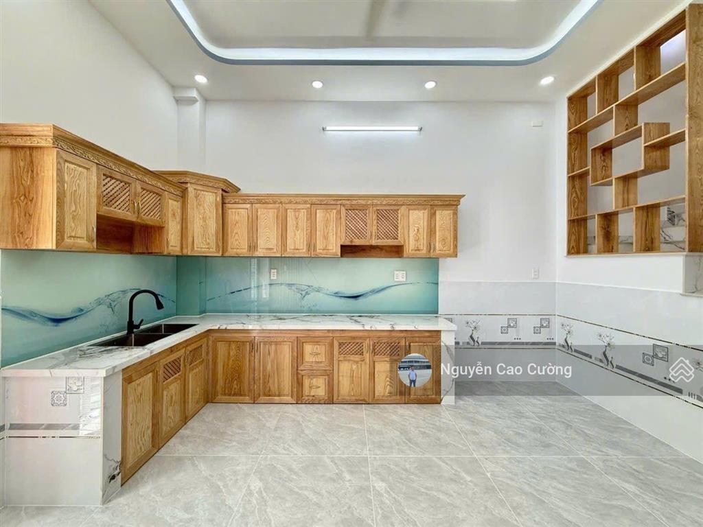 Nhà phố mới đúc 4 lầu, 4x16m vị trí vip gần 3 trường học cấp 1.2.3, 1/ hiệp thành 31, q12