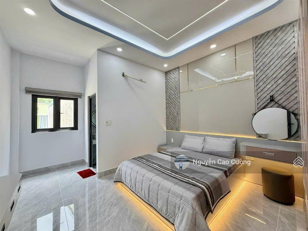 Nhà phố mới đúc 4 lầu, 4x16m vị trí vip gần 3 trường học cấp 1.2.3, 1/ hiệp thành 31, q12