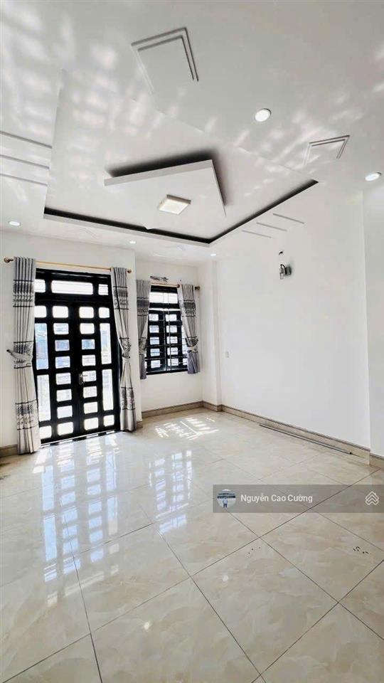 Nhà 4x19m đúc 3 lầu cách chợ chỉ 100m, cách hiệp thành city 200m tân chánh hiệp 03