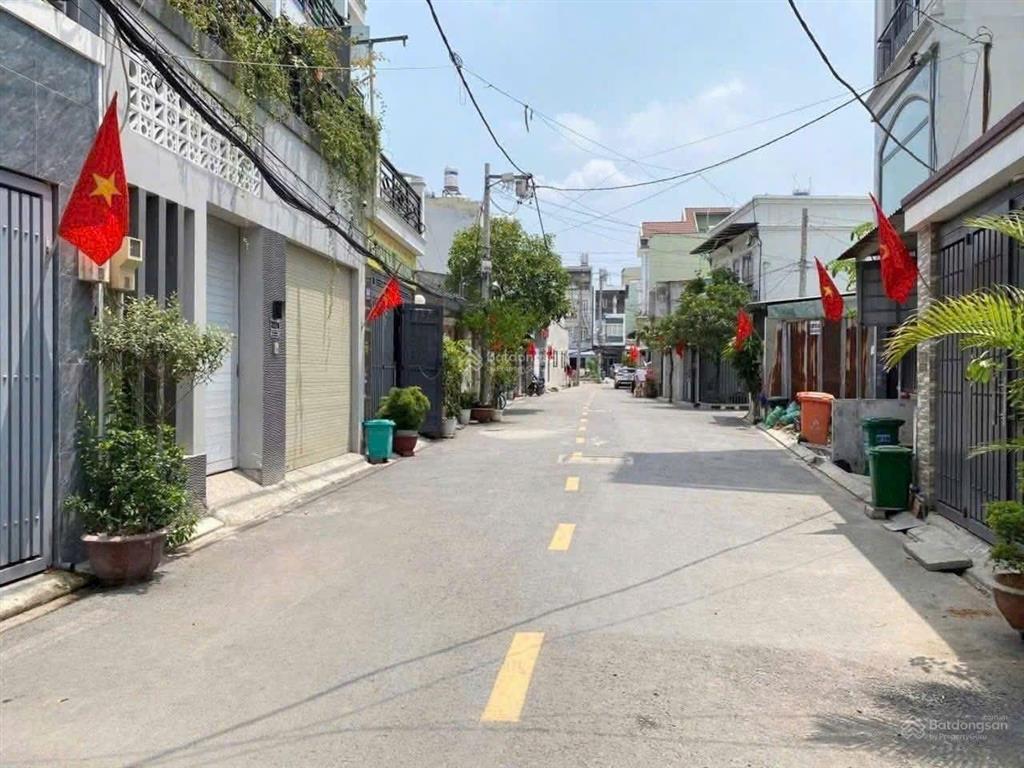 Nhà phố 4x14m, đường 8m thông 1 lửng 3 lầu tân thới hiệp 21 gần metro, gò vấp