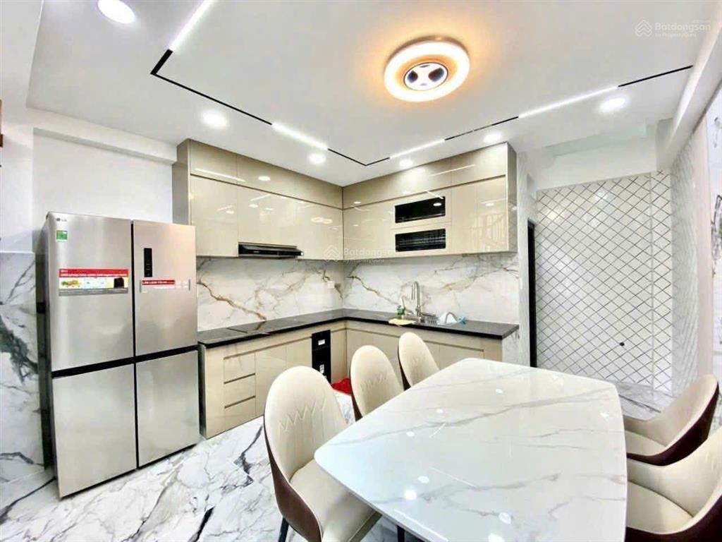 Nhà phố 4x14m, đường 8m thông 1 lửng 3 lầu tân thới hiệp 21 gần metro, gò vấp