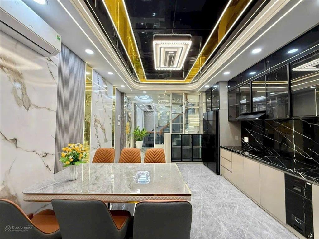 Giảm giá 710tr, nhà phố 4x15m thạnh lộc 16 đi bộ ra chợ cầu đồng, đúc 1 lửng 3 lầu đường 6m