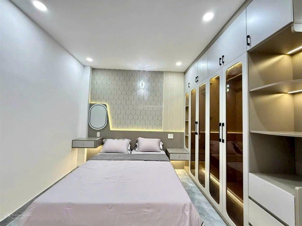 Giảm giá 710tr, nhà phố 4x15m thạnh lộc 16 đi bộ ra chợ cầu đồng, đúc 1 lửng 3 lầu đường 6m