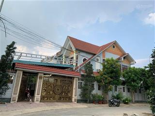 Biệt thự sân vườn ngang 30m sử dụng hơn 500m², đường 10m kdc phú nhuận, lê thị riêng, thới an, q12
