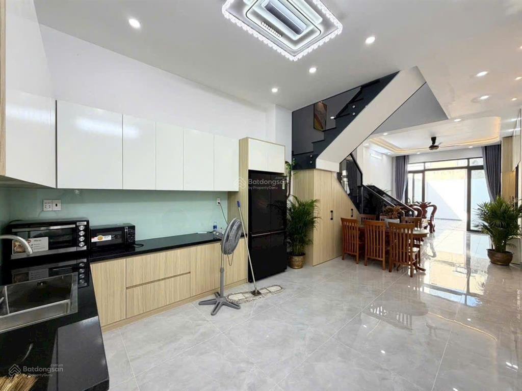 Bán nhà 4x22m đúc 1 lầu hiệp thành 17, gần bến xe buýt hiệp thành, gần chợ giãn dân