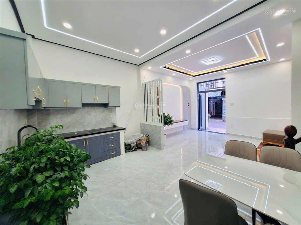 Biệt thự mini 6x9m đúc 3 lầu đường 7m 1/ tô ngọc vân gần tiểu học nguyễn văn thệ, thạnh xuân, q12