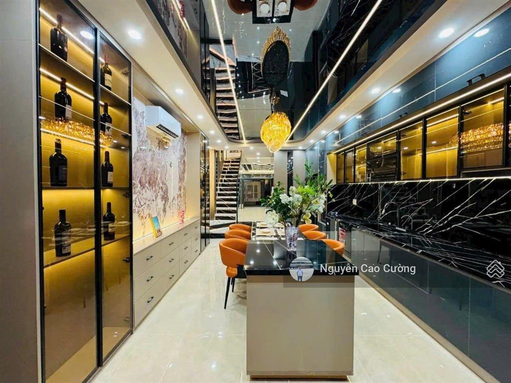 Siêu phẩm duplex, luxury 5 tầng có thang máy  hiệp thành, q12