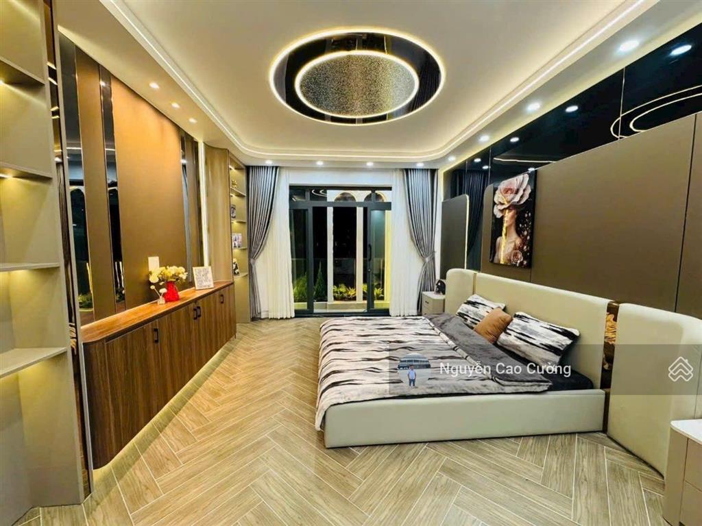 Siêu phẩm duplex, luxury 5 tầng có thang máy  hiệp thành, q12