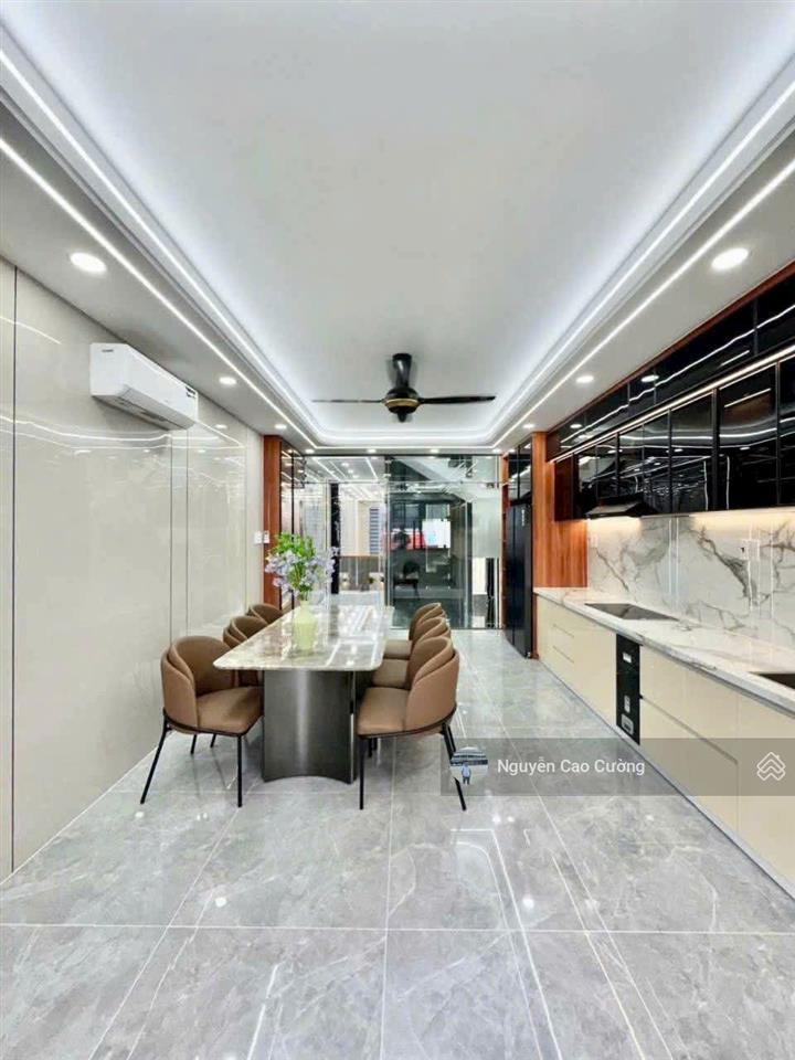 Nhà mặt tiền thang máy 4x22m 1 lửng 3 lầu đường 8m thông khu đồng bộ cao cấp thới an 05, q12