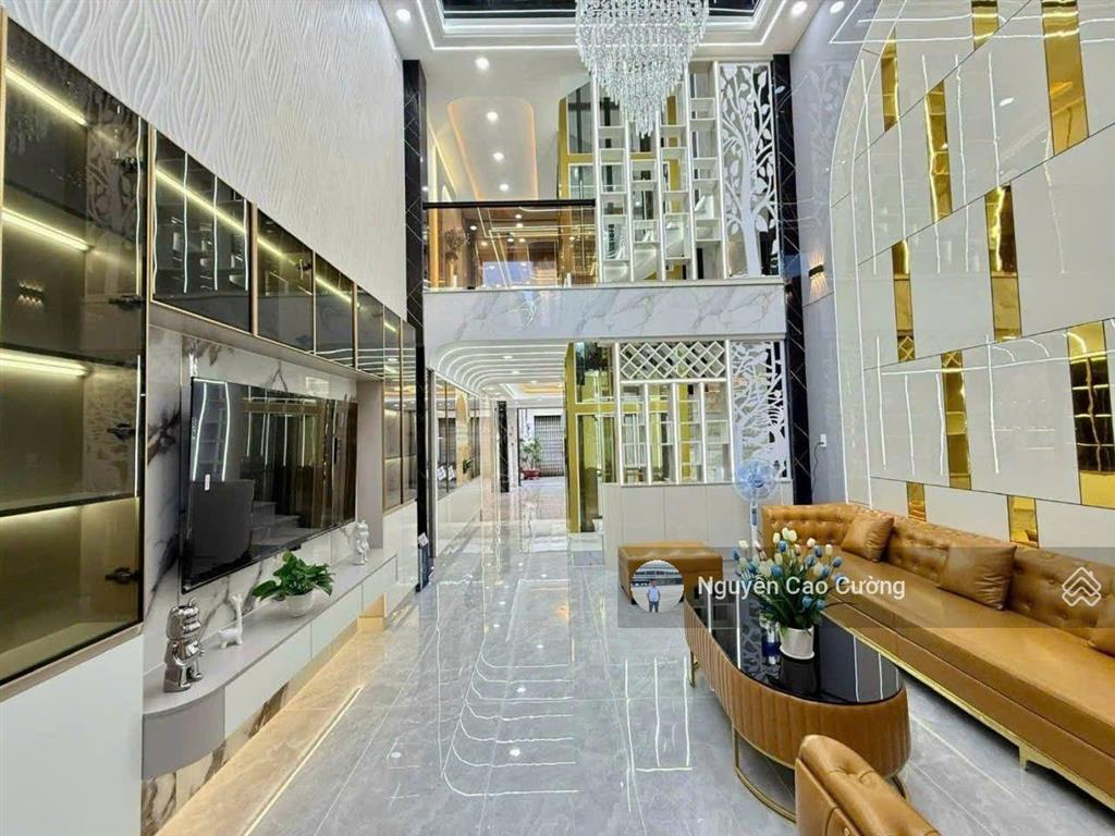 Siêu phẩm thang máy 4.5x18m 1 lửng 3 lầu sát bên mầm non sơn ca 5, tân chánh hiệp 17 thông ra tch10