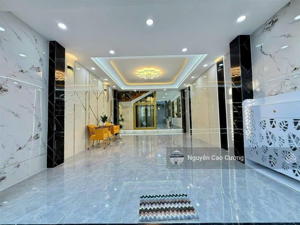 Siêu phẩm thang máy 4.5x18m 1 lửng 3 lầu sát bên mầm non sơn ca 5, tân chánh hiệp 17 thông ra tch10
