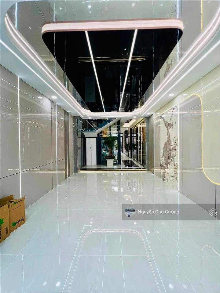 Siêu phẩm mặt tiền thang máy 4x28m thạnh xuân 22 đúc 1 lửng 4 lầu