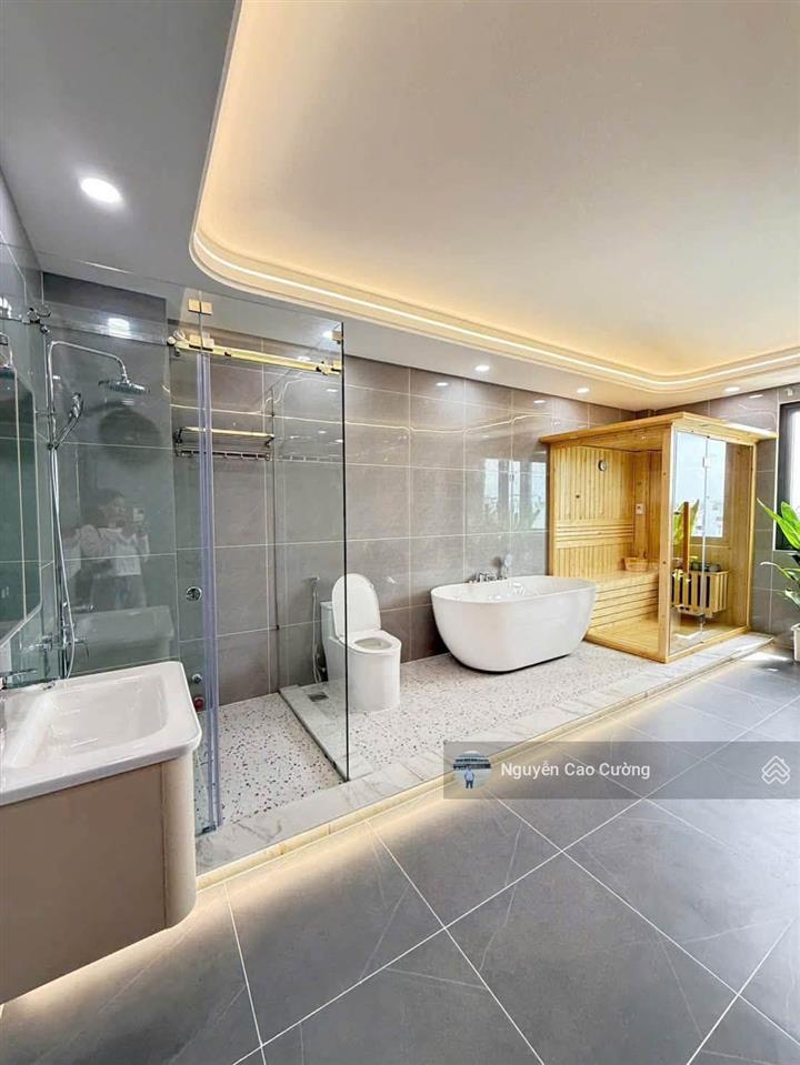 Siêu phẩm mặt tiền thang máy 4x28m thạnh xuân 22 đúc 1 lửng 4 lầu
