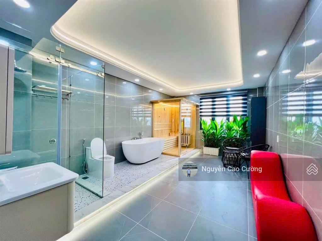 Siêu phẩm mặt tiền thang máy 4x28m thạnh xuân 22 đúc 1 lửng 4 lầu