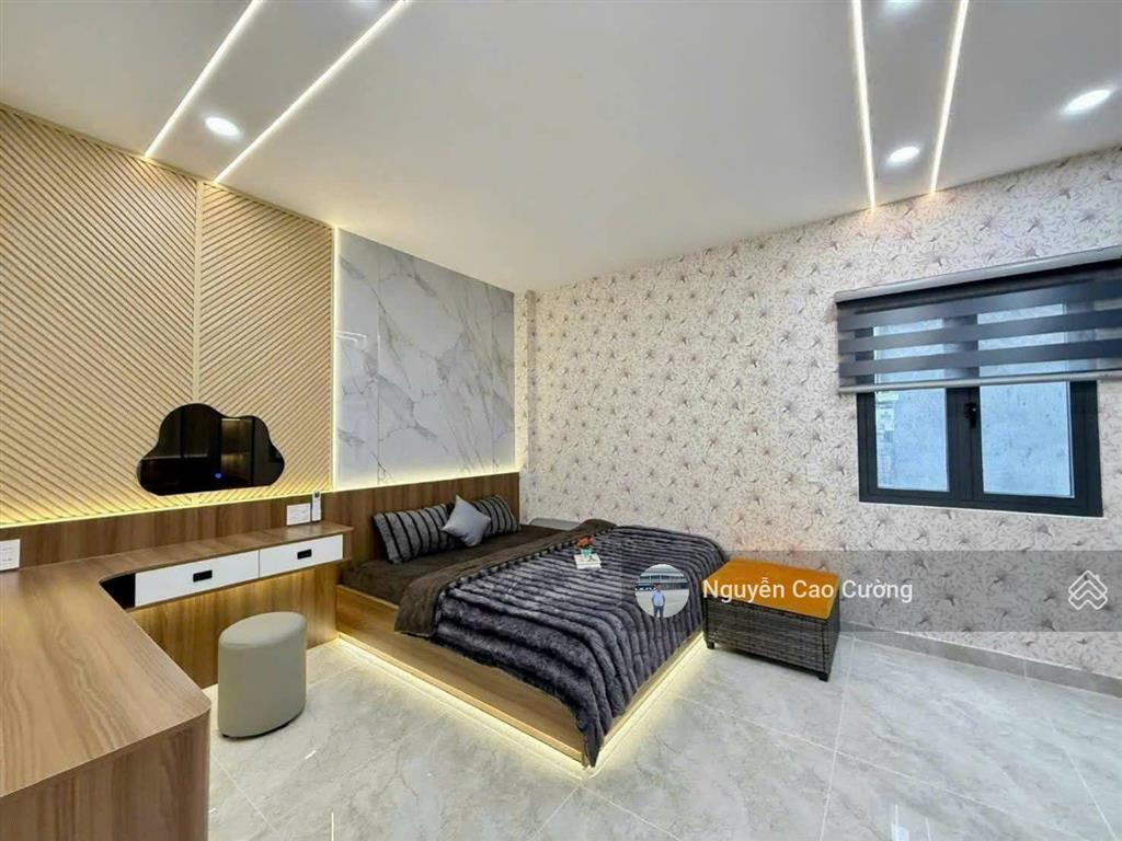 Siêu phẩm thang máy đẹp u mê 5,5x15m 1 lửng 3 lầu đường 8m khu an ninh thạnh xuân 38 shunrise