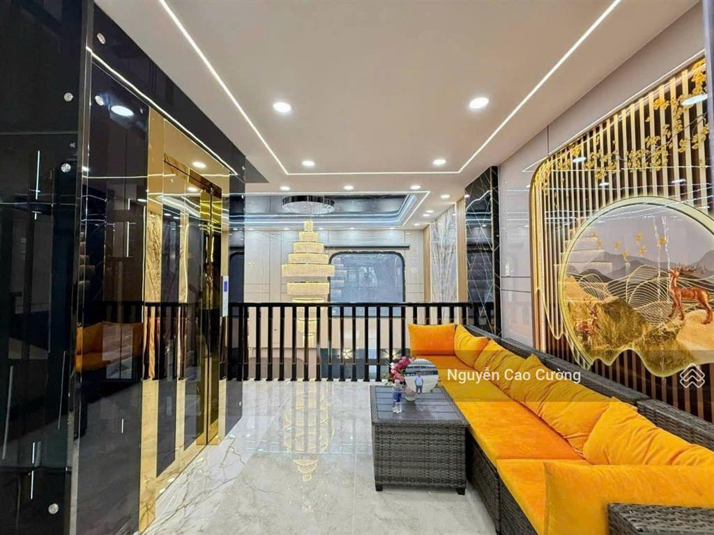 Siêu phẩm thang máy đẹp u mê 5,5x15m 1 lửng 3 lầu đường 8m khu an ninh thạnh xuân 38 shunrise