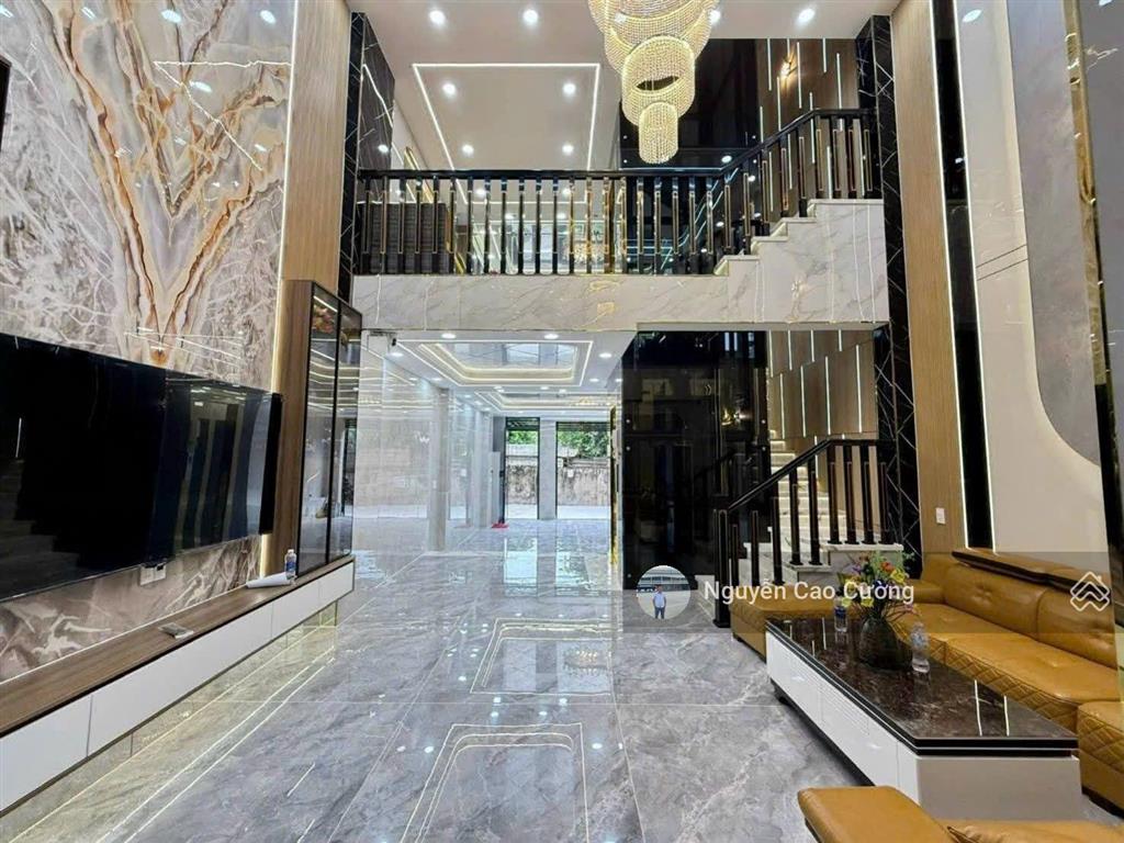 Siêu phẩm thang máy đẹp u mê 5,5x15m 1 lửng 3 lầu đường 8m khu an ninh thạnh xuân 38 shunrise