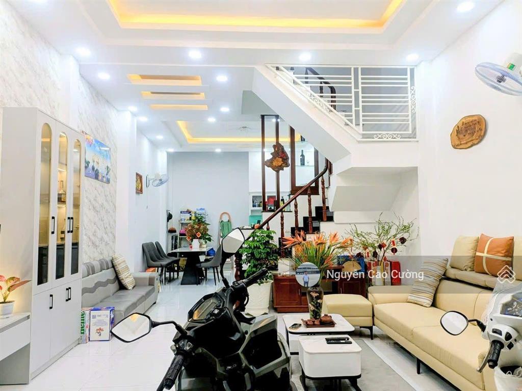 Bán nhà 4,8x13m hẻm 6m thông 1/ lâm thị hố đúc 3 lầu gần công an phường gần hiệp thành city
