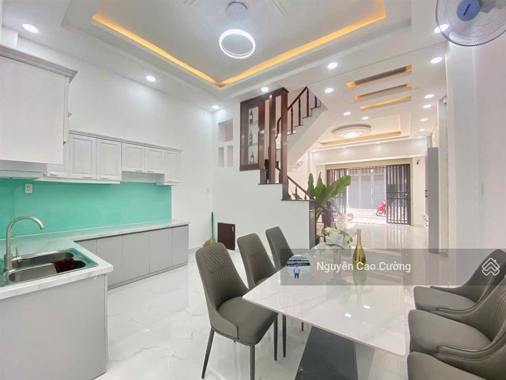 Bán nhà 4,8x13m hẻm 6m thông 1/ lâm thị hố đúc 3 lầu gần công an phường gần hiệp thành city