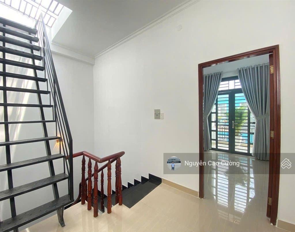 Bán nhà 4,8x13m hẻm 6m thông 1/ lâm thị hố đúc 3 lầu gần công an phường gần hiệp thành city