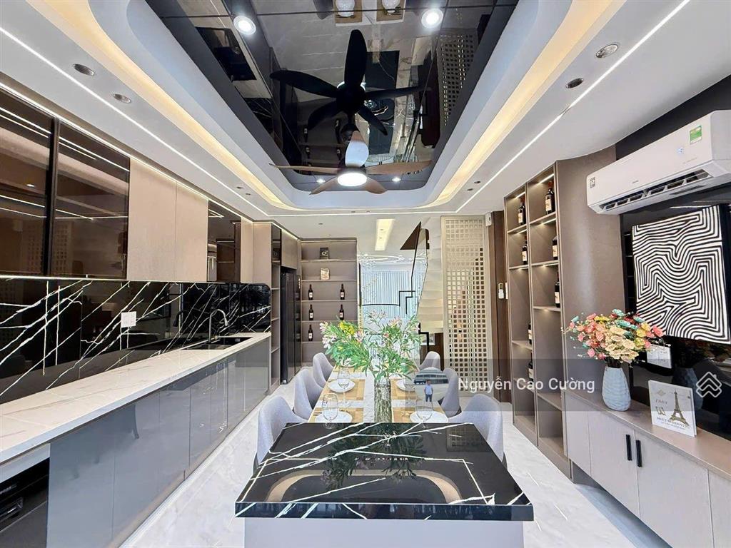 Nhà phố thang máy mặt tiền đường (đường d35 mới) thạnh xuân 23 4x21m 1 lửng 3 lầu đường 10m thông