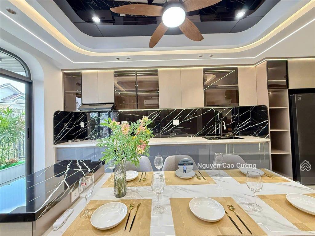 Nhà phố thang máy mặt tiền đường (đường d35 mới) thạnh xuân 23 4x21m 1 lửng 3 lầu đường 10m thông