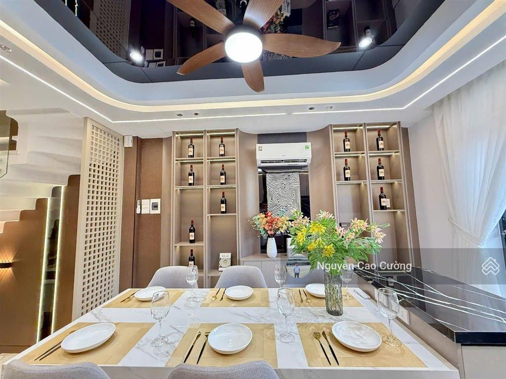 Nhà phố thang máy mặt tiền đường (đường d35 mới) thạnh xuân 23 4x21m 1 lửng 3 lầu đường 10m thông