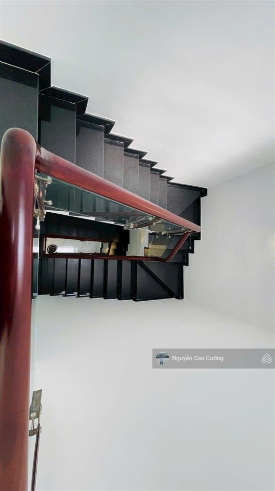 Nhà mặt tiền 5x15m tân thới hiệp 08 gần bệnh viện q12, chợ hạt điều vừa ở vừa làm văn phòng công ty