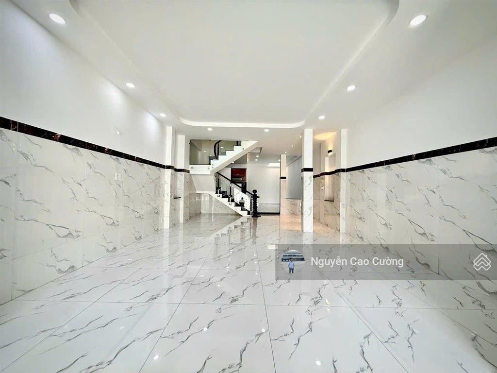 Nhà mặt tiền 5x15m tân thới hiệp 08 gần bệnh viện q12, chợ hạt điều vừa ở vừa làm văn phòng công ty