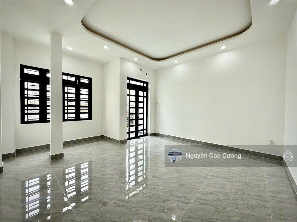 Nhà mặt tiền 5x15m tân thới hiệp 08 gần bệnh viện q12, chợ hạt điều vừa ở vừa làm văn phòng công ty