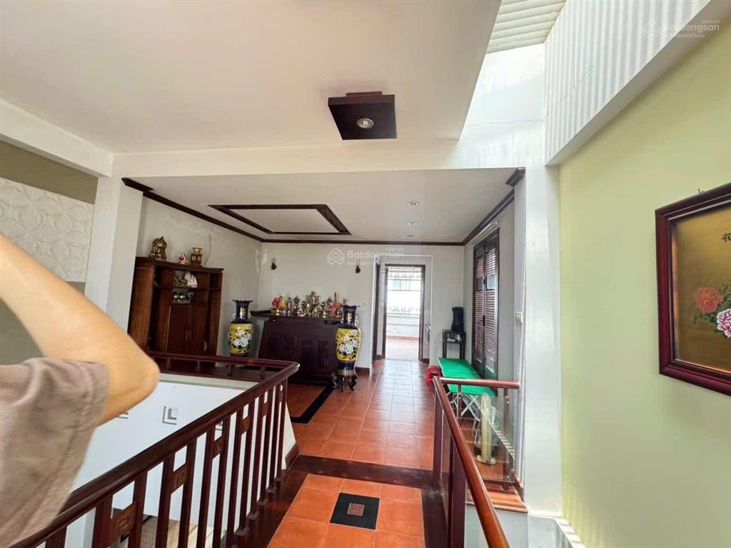 Mặt phố bà triệu  hai bà trưng, 79m2 6tầng, ở sướng, kinh doanh đỉnh, giá đầu tư, sát hồ hoàn kiếm