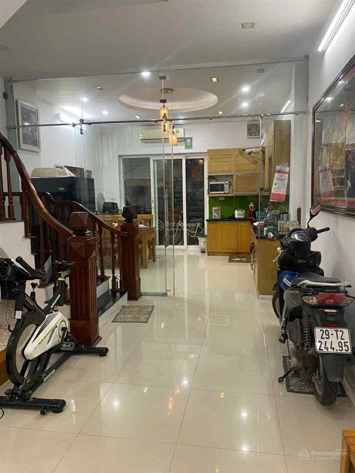 Chính chủ nhà đẹp 68m2x 5tầng, ôtô tránh, thoáng sáng ở sướng, sát trường tesla, tổng cục 5 yên xá