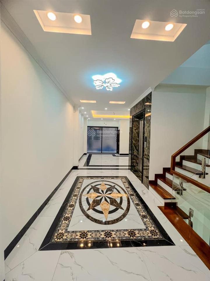 Chính chủ cần bán 90m2x 5tầng, thang máy, thoáng sáng ở sướng, sát trường marie curie, kđt văn phú