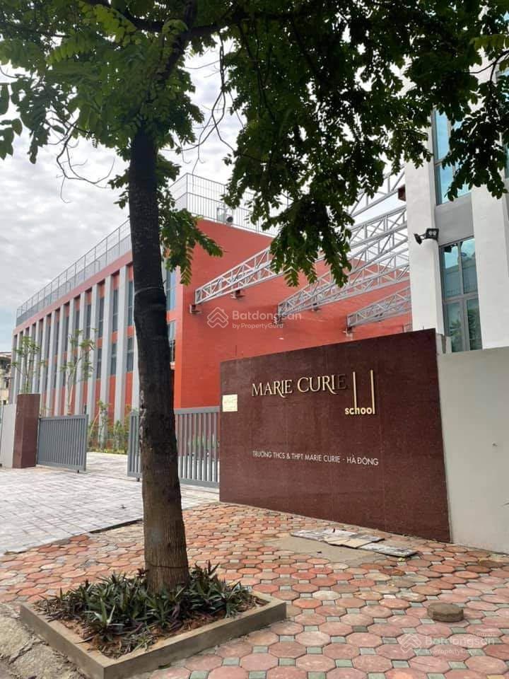Chính chủ bán nhanh 90mx 5tầng, thang máy, thoáng sángở sướng, sát trường marie curie, kđt văn phú