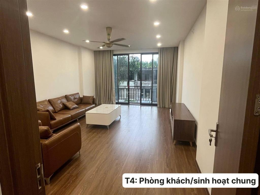 Chính chủ bán gấp 90m2x 5tầng, thang máy, thoáng sáng ở sướng, sát trường marie curie, kđt văn phú