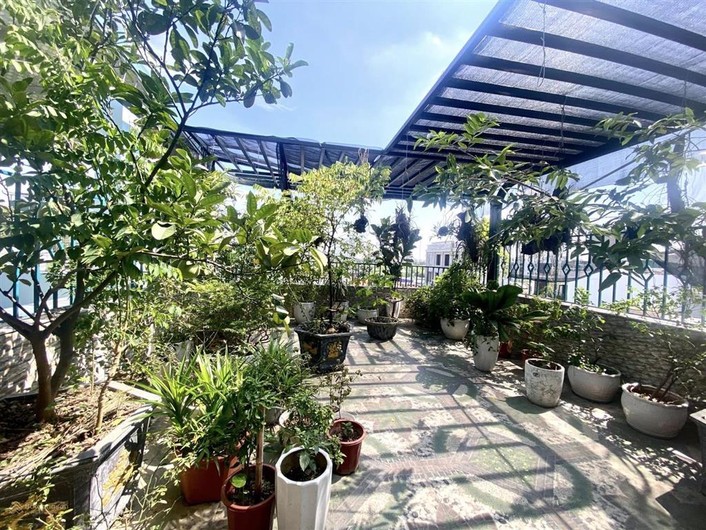 Chính chủ bán gấp 90m2x 5tầng, thang máy, thoáng sáng ở sướng, sát trường marie curie, kđt văn phú