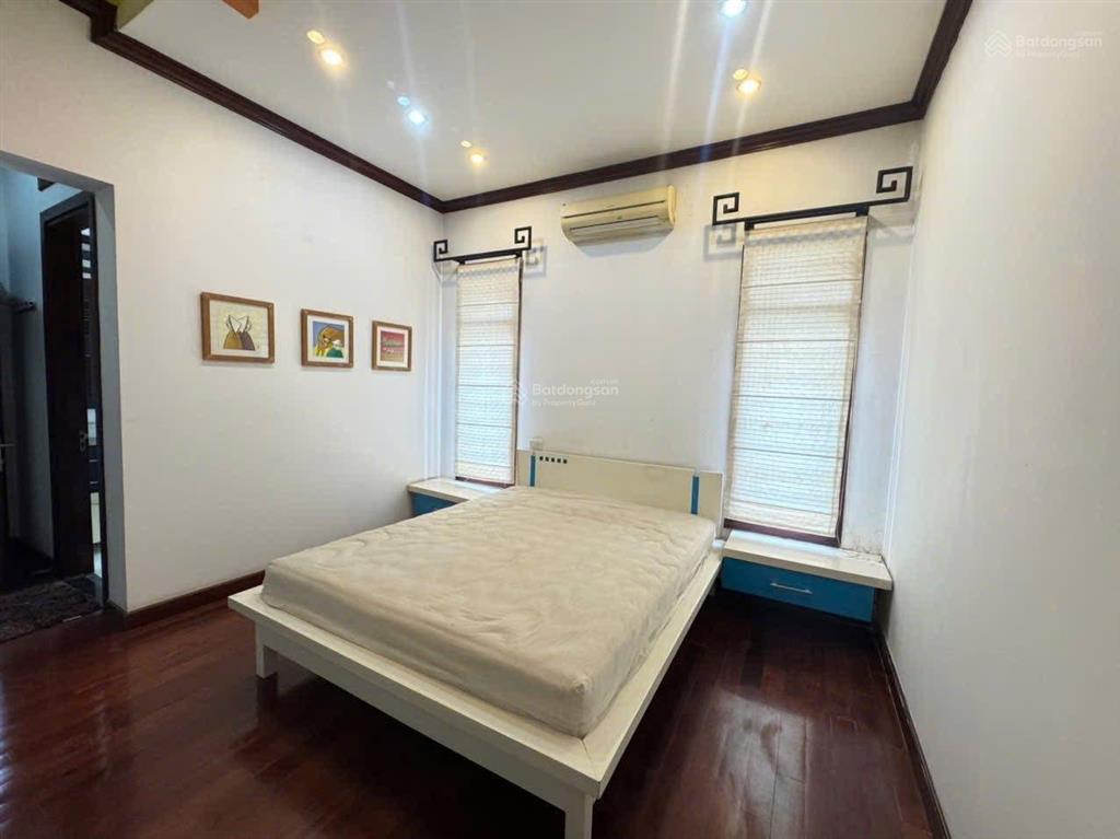 Chính chủ bán gấp lô góc, mặt phố bà triệu, sát hồ hoàn kiếm, 79m2x6tầng, kinh doanh, dòng tiền đều