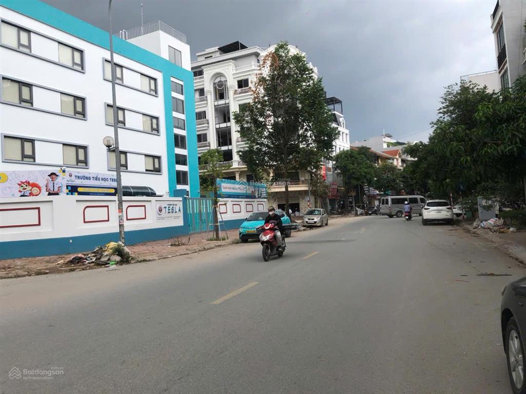 Chính chủ tìm chủ mới 68m x5tầng,ôtô tránh,thoáng sángở sướng, sát trường tesla, tổng cục 5 yên xá