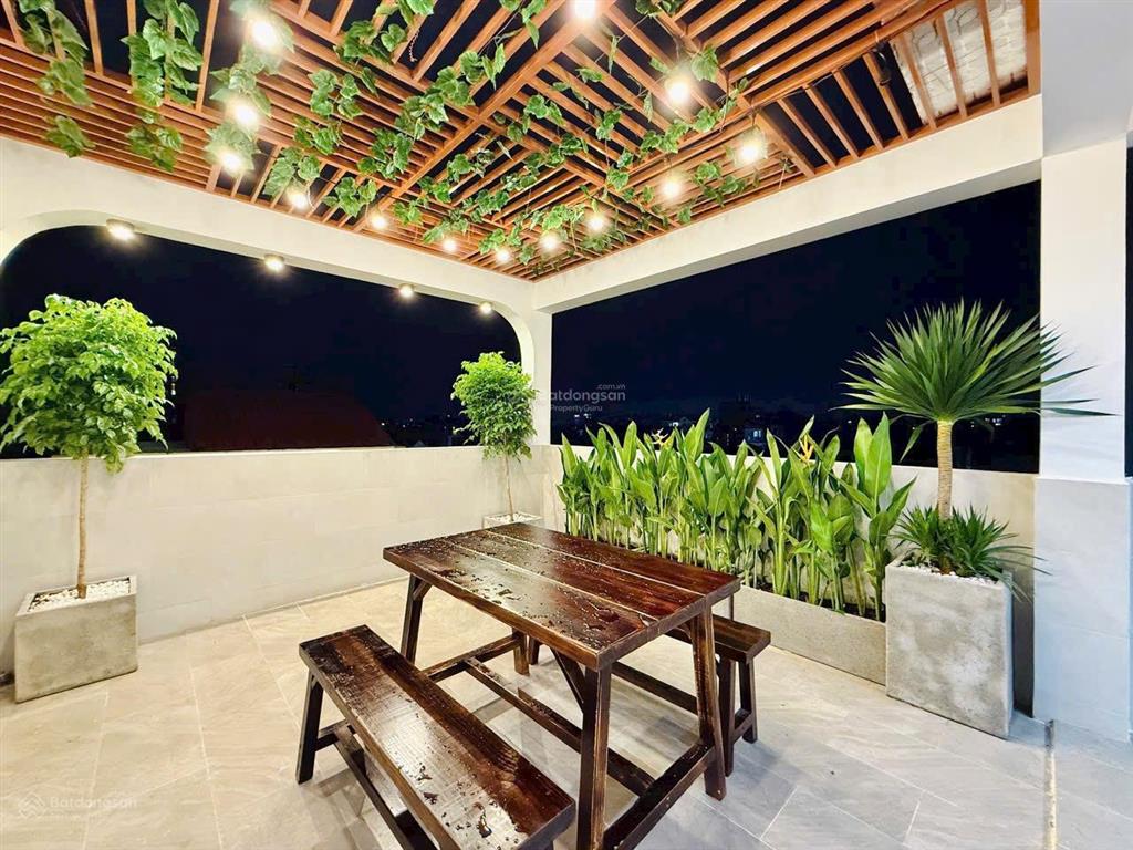 Chính chủ nhà đẹp 68m2x 5tầng, ôtô tránh, thoáng sáng ở sướng, sát trường tesla, tổng cục 5 yên xá