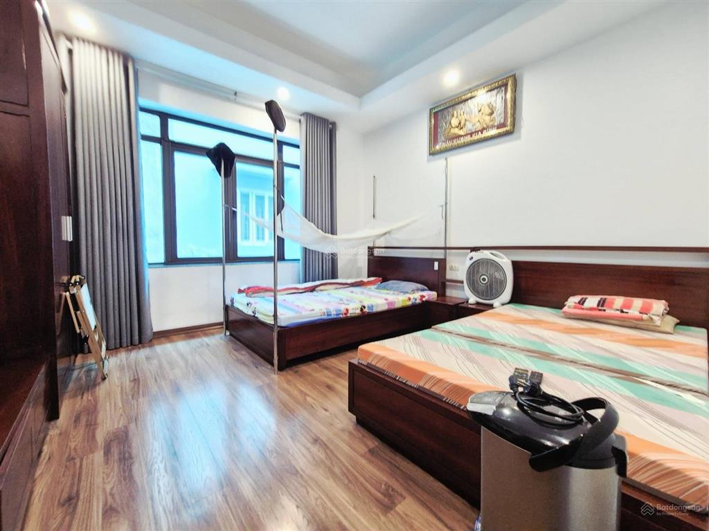 Chính chủ bán gấp nhà 89mx 5tầng, kinh doanh đa ngành, thoáng sáng ở sướng, gần hồ  kđt văn quán