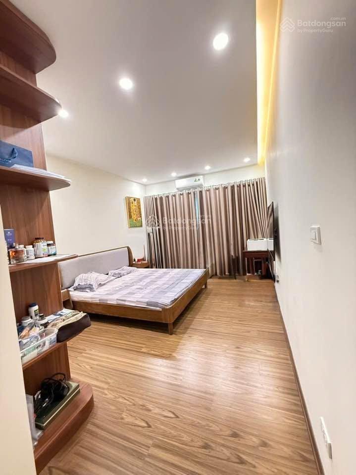 Chủ gộp bank 96m x 8 tầng, mặt tiền 7,5m. thang máy, kinh doanh, thoáng sáng  ở sướng, đỗ quang