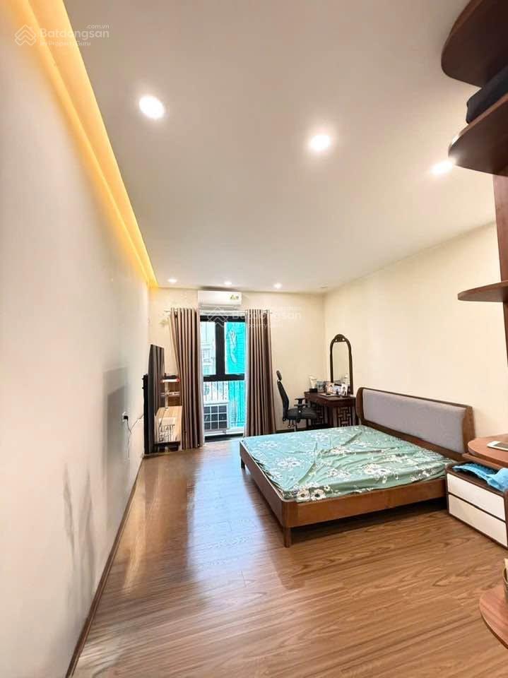 Chủ gộp bank 96m x 8 tầng, mặt tiền 7,5m. thang máy, kinh doanh, thoáng sáng  ở sướng, đỗ quang