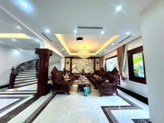 Chính chủ bán gấp biệt thự 150m2 x 3 tầng, mặt tiền 9m, thoáng sáng  ở sướng, nguyễn văn lộc