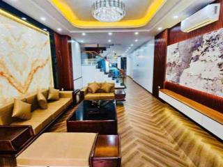 Chính chủ gộp bank 90m x5tầng, thang máy, thoáng sáng ở sướng, sát trường marie curie, kđt văn phú