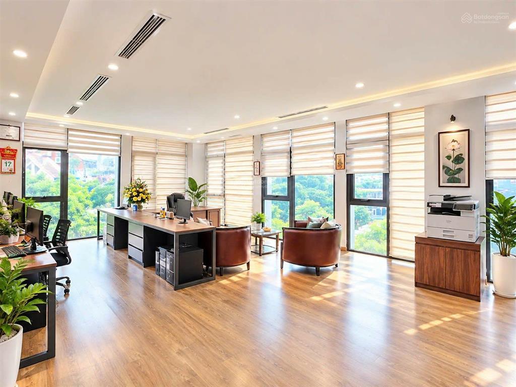 Chính chủ bán gấp lô góc, mặt phố trần kim xuyến, 271m x 6 tầng, kinh doanh đa ngành, dòng tiền đều