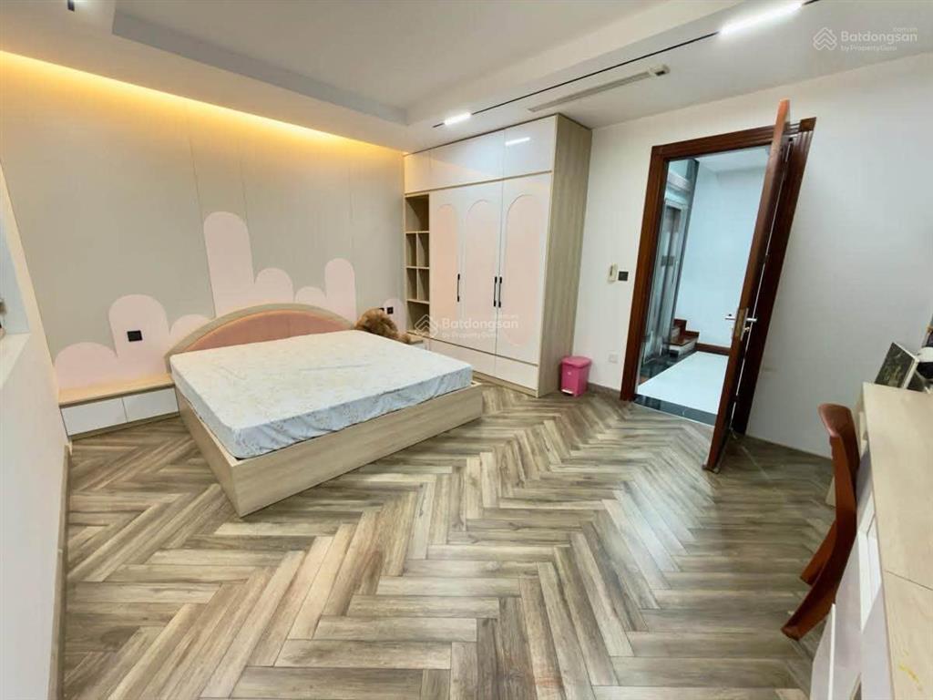 Chính chủ gộp bank mặt phố nguyễn chánh 71m2 x7 tầng, thang máy, kinh doanh đỉnh cao, dòng tiền đều