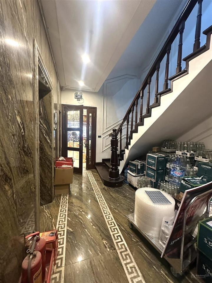 Chính chủ mặt phố vũ phạm hàm, vị trí đắc địa, 156m x 7 tầng, thang máy, kinh doanh, dòng tiền đều