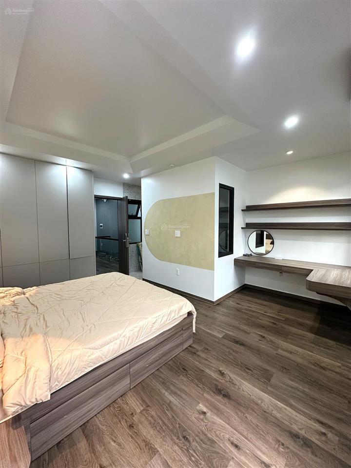 Cho thuê nhà full đồ xịn xò mới tinh ở hoàng huy mall + thang máy